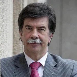 Javier Urra
